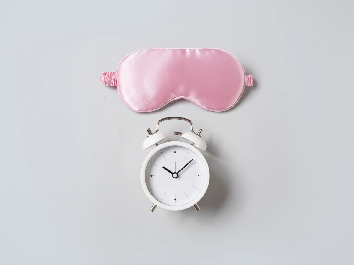 How Menopause Affects Sleep: Causes, Symptoms & Natural Solutions for Better Rest